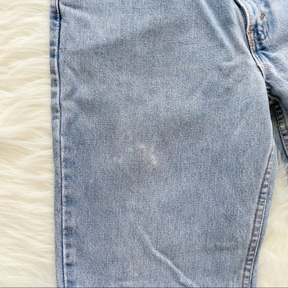 Vintage Levi’s • 512 Slim Fit High Waisted Jeans - Picture 7 of 7